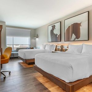 Queen Room Two Queen Beds Non-Smoking